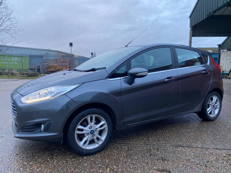 FORD FIESTA