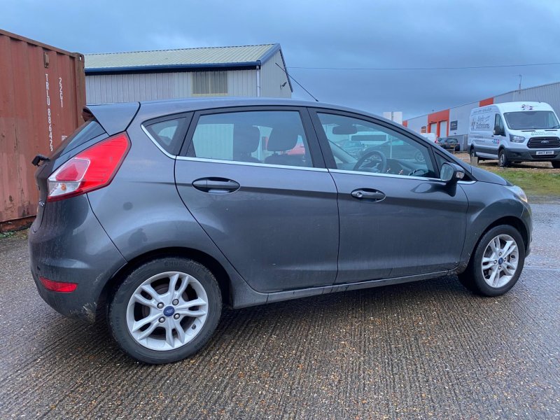 FORD FIESTA