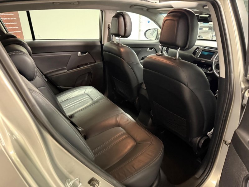 KIA SPORTAGE
