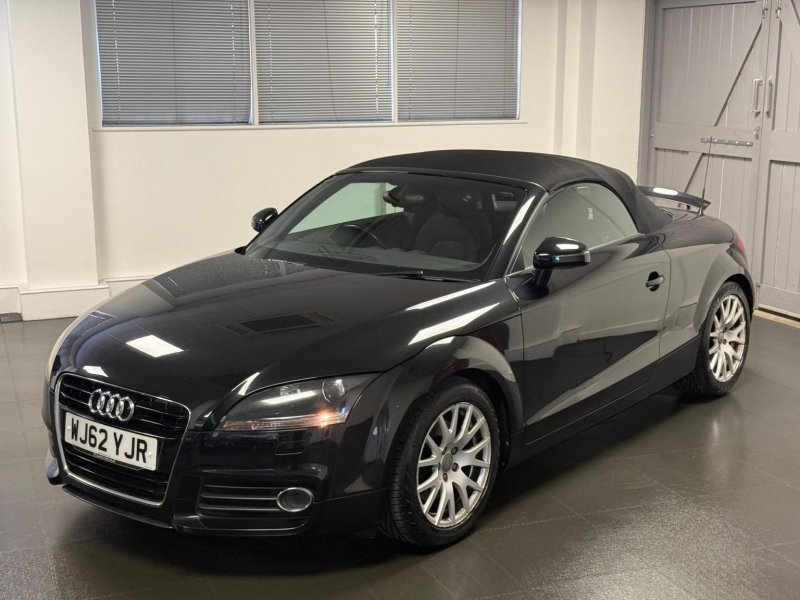 AUDI TT