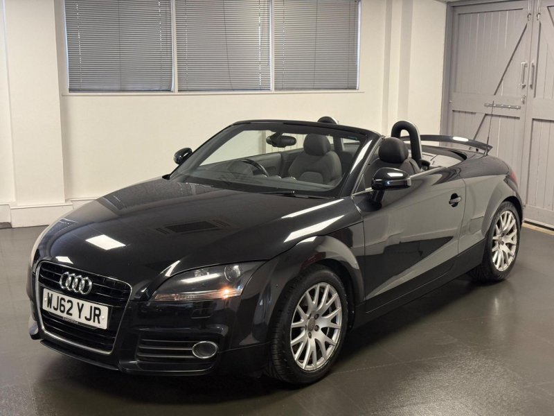 AUDI TT
