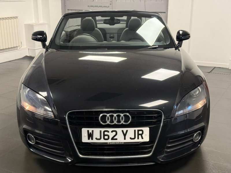 AUDI TT