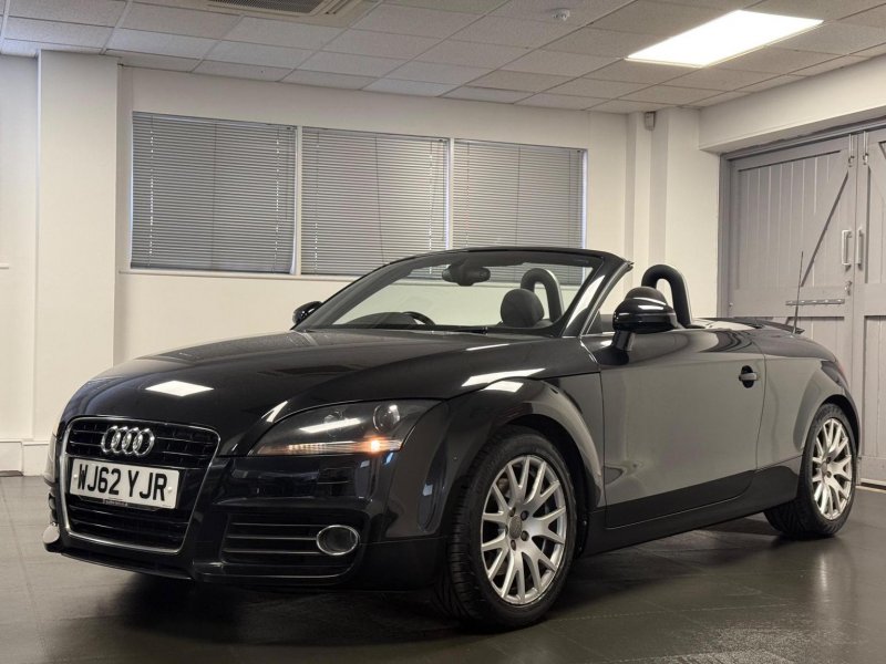 AUDI TT