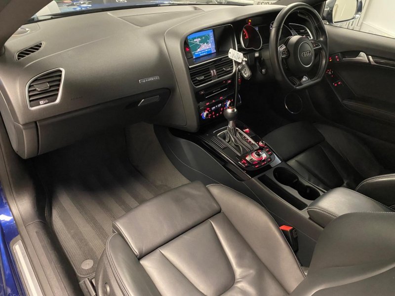 AUDI S5