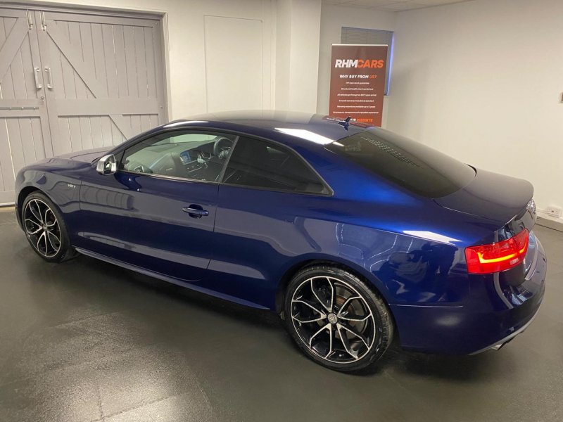 AUDI S5