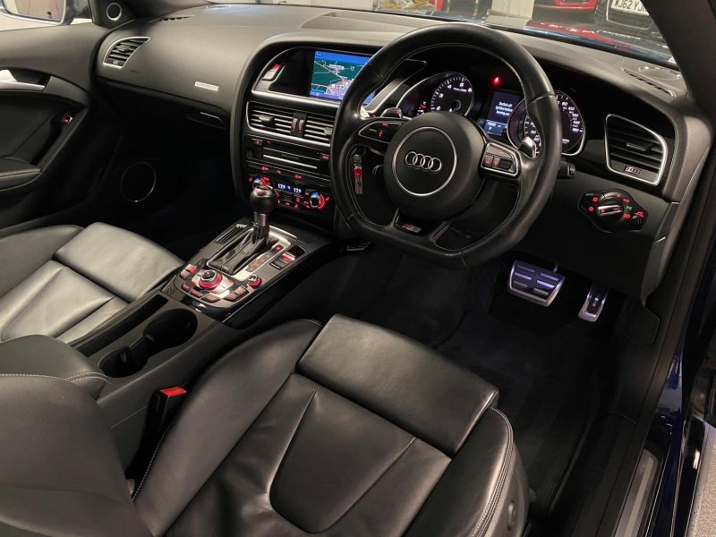 AUDI S5