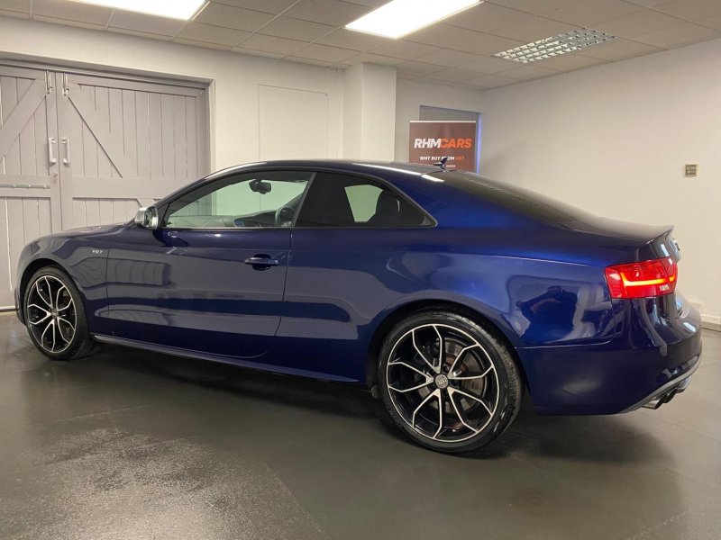 AUDI S5