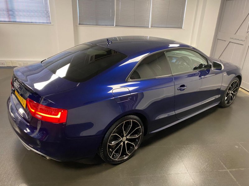 AUDI S5