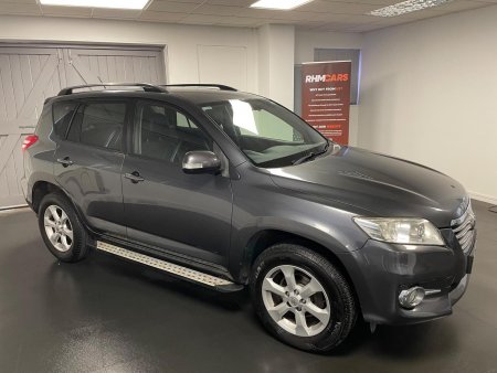TOYOTA RAV4 2.2 D-4D XT-R 4WD Euro 5 5dr